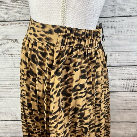 Ebossy Collection Skirt size Small Cheetah Leopard Sheer Pleated Long A Line - Picture 8 of 11